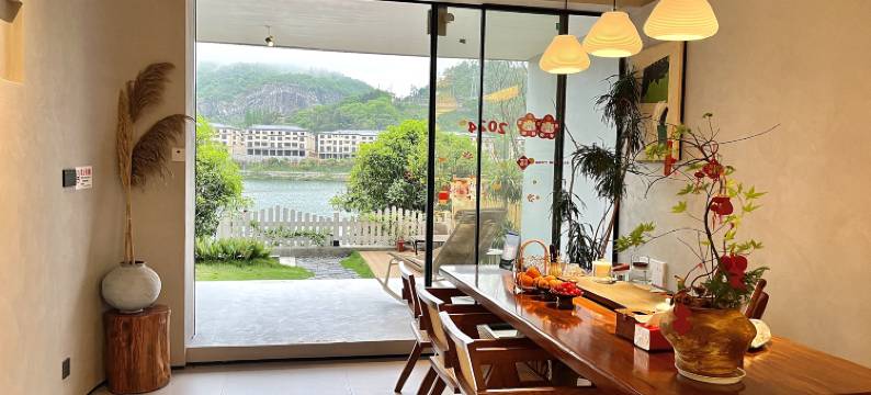 观澜·LIVE江景湖畔(东江湖景区店)图片