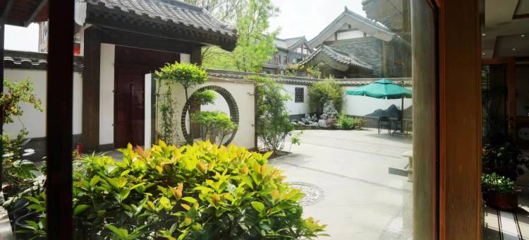 云水居·墅院民宿(开封清明上河园万岁山武侠城店)图片