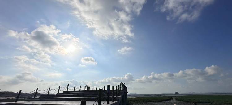 湄洲岛月满小楼360°红树林赏海民宿(黄金沙滩店)图片