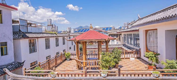 丽江古城花辰月夕客栈(丽江市高级中学店)图片