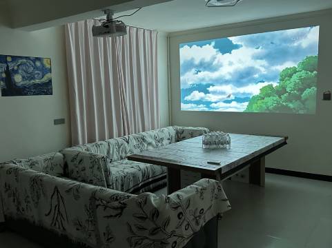 流光青旅(西宁火车站店)