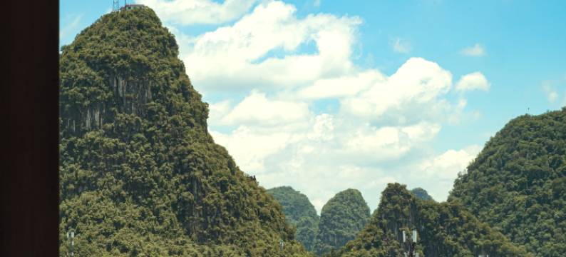 卓远旅居(阳朔戏楼店)图片