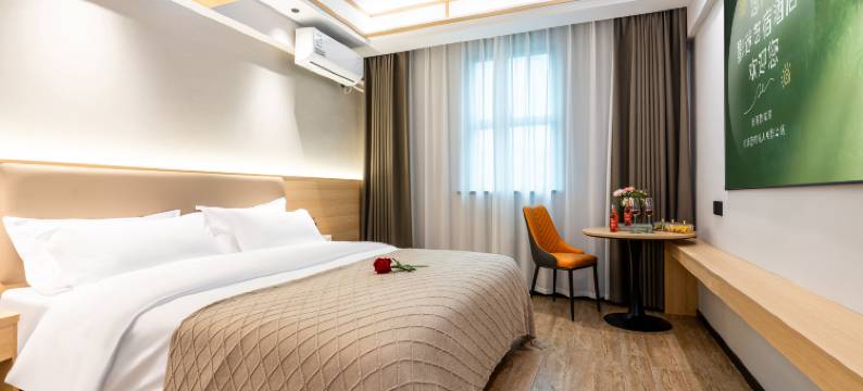 影迷艺宿酒店(南宁广西大学地铁站农院路店)图片