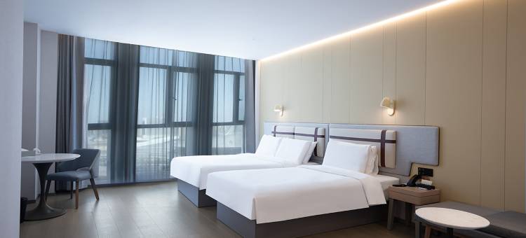 如家商旅酒店(乌鲁木齐站南广场店)图片