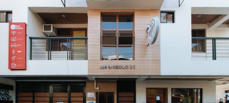 红门酒店Plus-近上城BGC购物中心(RedDoorz Plus near Uptown BGC Mall)图片