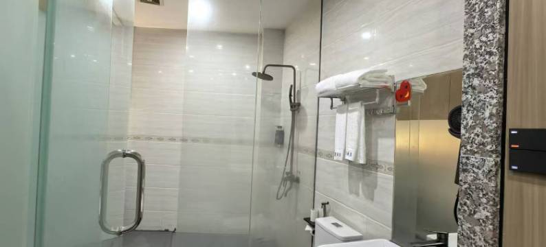 欧曼酒店(佛山西樵广东千古情店)图片