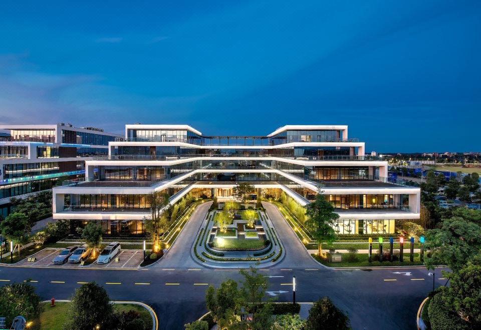 福州东湖小镇长乐机场亚朵酒店外景图