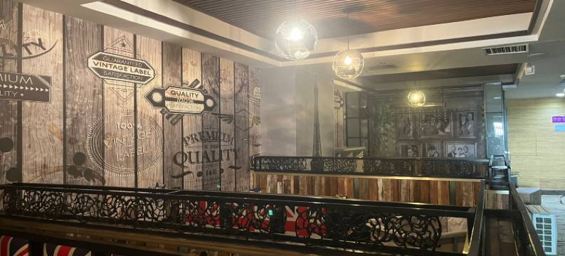 裕宴椿廷酒店(方城汽车站店)图片
