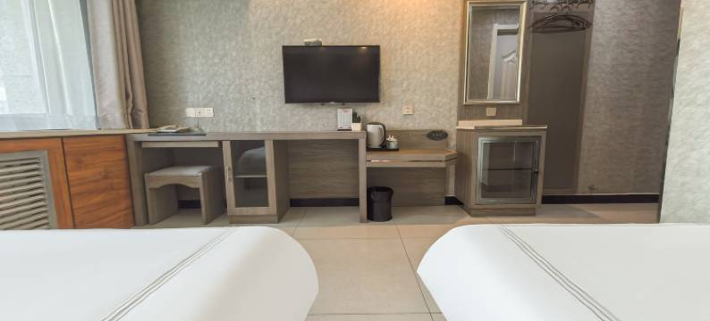 蓝山宾馆(赤峰高铁站店)图片