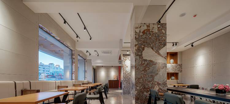 大连Ancient City Northstar古城星空·逸东酒店(金州火车站店)图片