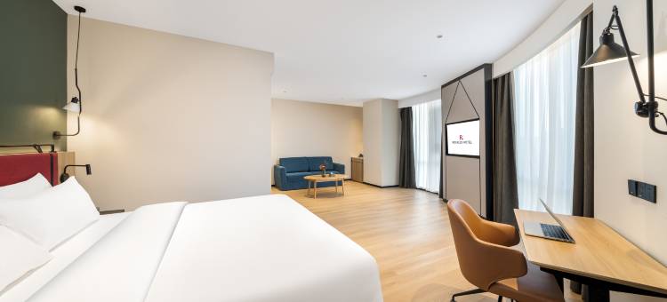 R ROYALSS HOTEL(北京通州华业东方玫瑰SOHO店)图片