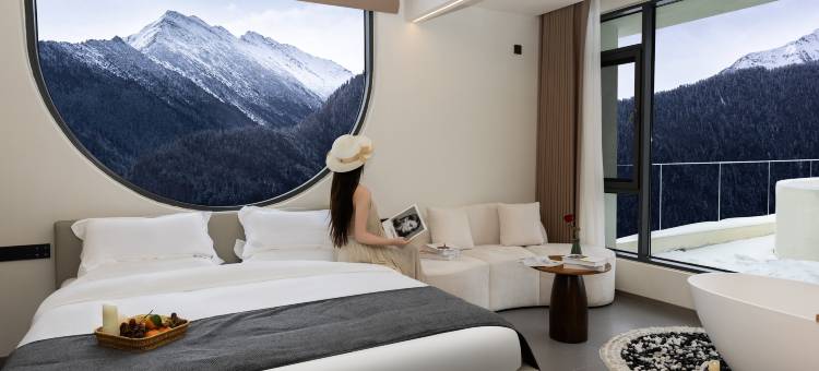 归山牧云民宿(四姑娘山店)图片