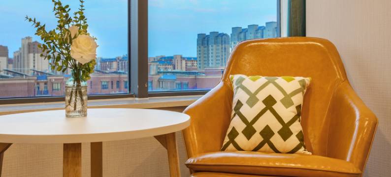 中牟橡树湾酒店(新郑国际机场沃金商业广场店)图片