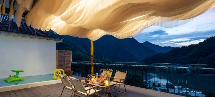 花筑·繁间民宿(月亮湾风景区店)图片