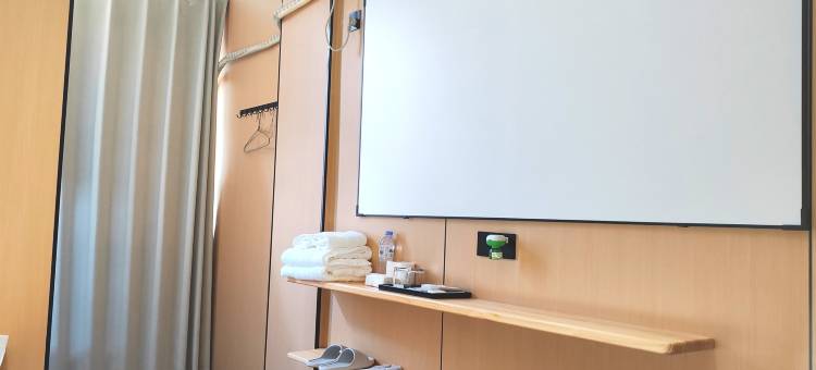 安逸·影院酒店(南昌职业大学赣电九方荟店)图片