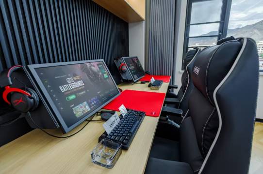 ENJOY ·茵九电竞酒店(拉萨市政府西藏大学店)图片