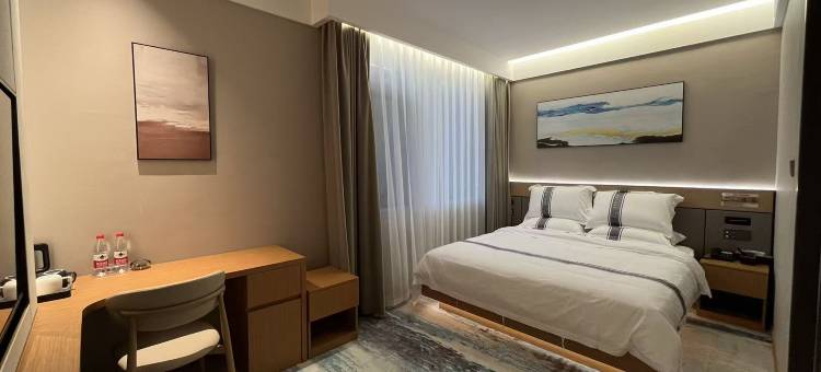 九号假日酒店图片