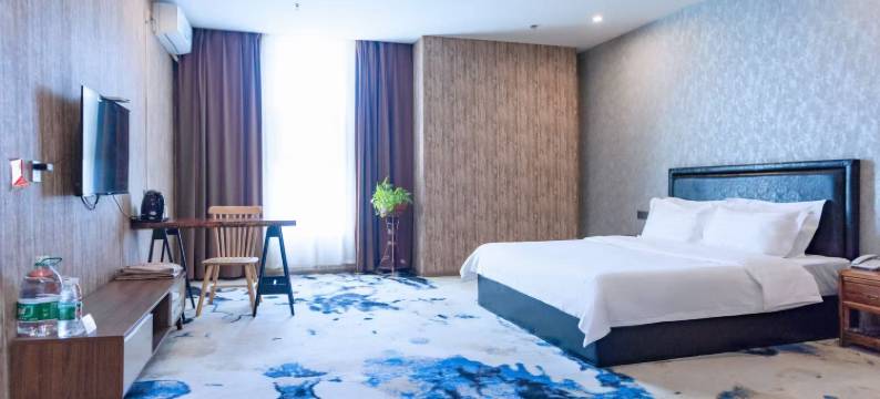 俪人汤泉酒店(大同南站万达广场店)图片