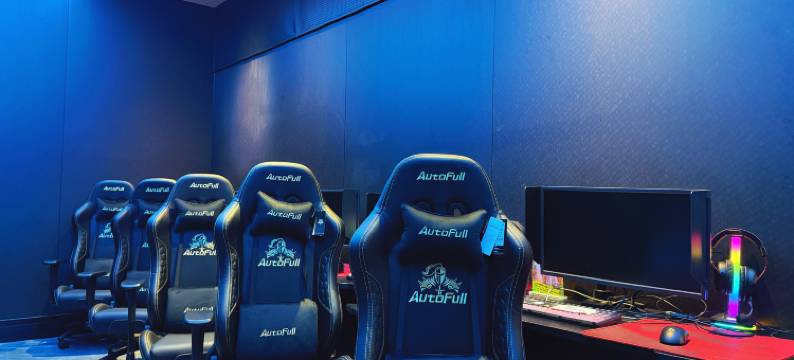 嗨熊电竞酒店(太子殿地铁站店)图片