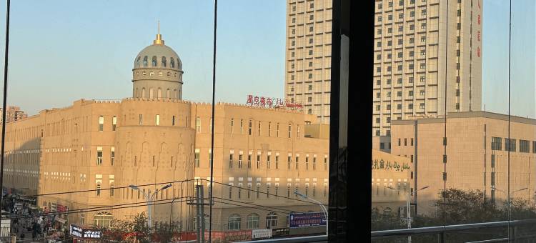 柏瀚商务酒店(高昌区人民医院店)图片