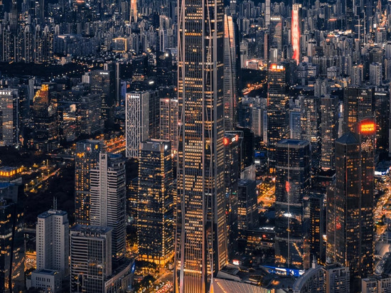 泊雲漫居·高空城景|SeaView云端酒店(深圳水贝国际黄金珠宝城店)