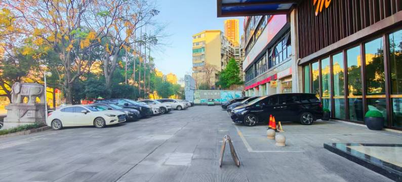 上饶沐鑫城市酒店(万达广场店)图片