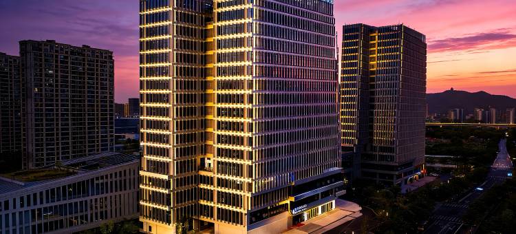 曼美国际酒店(杭州京杭大运河博物院平安桥地铁站店)图片