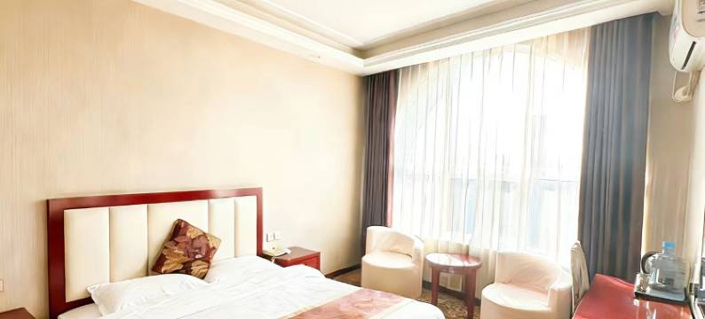 海兴瑞海宜家假日酒店(长途车站店)图片