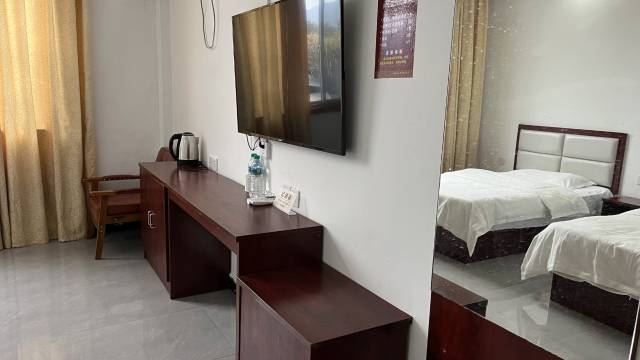 修水温馨好睡房住宿(大广高速何市服务区店)