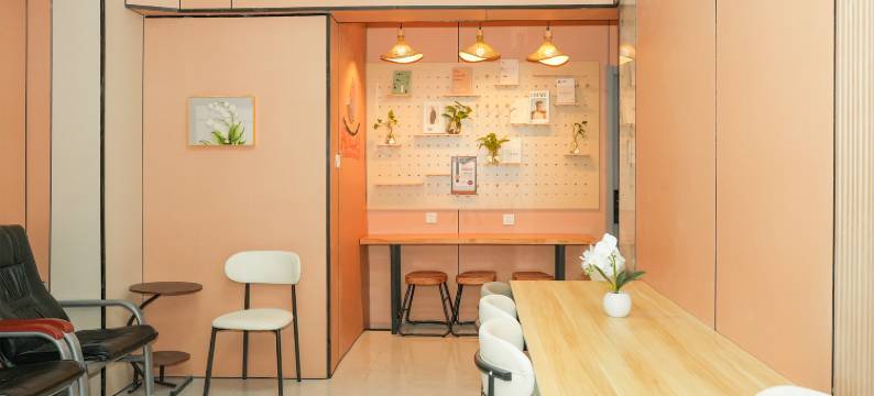 三只猫青年旅社(阿克苏金兰广场店)图片