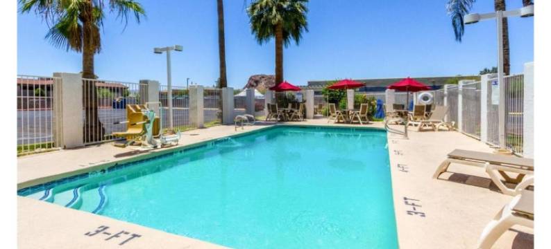 亚利桑那坦佩 - 凤凰城机场 - 牧师大道 6 号汽车旅馆(Tempe, AZ – Phoenix Airport – Priest Dr)图片