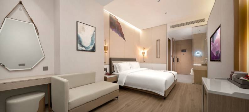 艺龙酒店(哈尔滨中央大街索菲亚教堂店)图片