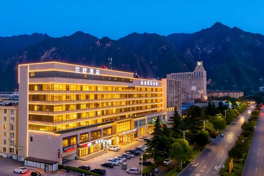 蘭歐酒店(永濟河東大道店)