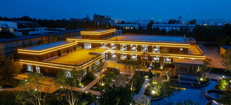 丽呈别院·半山云朴酒店(洛阳龙门高铁站店)图片