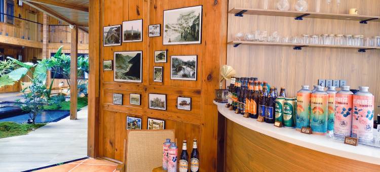 听黛山•傣式木楼美宿(勐焕大金塔•芒晃村景区店)图片