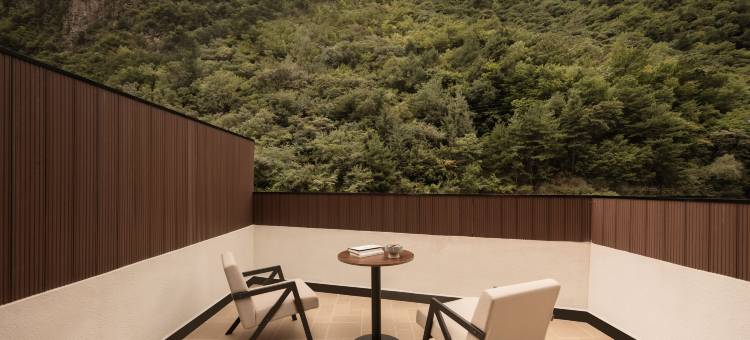 柏澜 Sanctuary(毕棚沟景区理小路店)图片