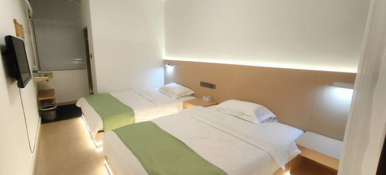 西昌蜗牛客栈(泸山邛海公园店)图片