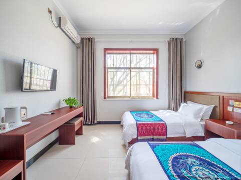 敦煌儒雅居·180度观鸣沙山景客栈(月牙泉景区店)