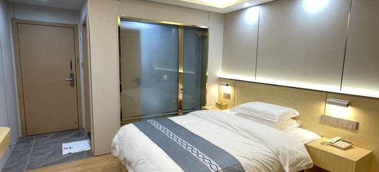 广宁金马时尚酒店图片