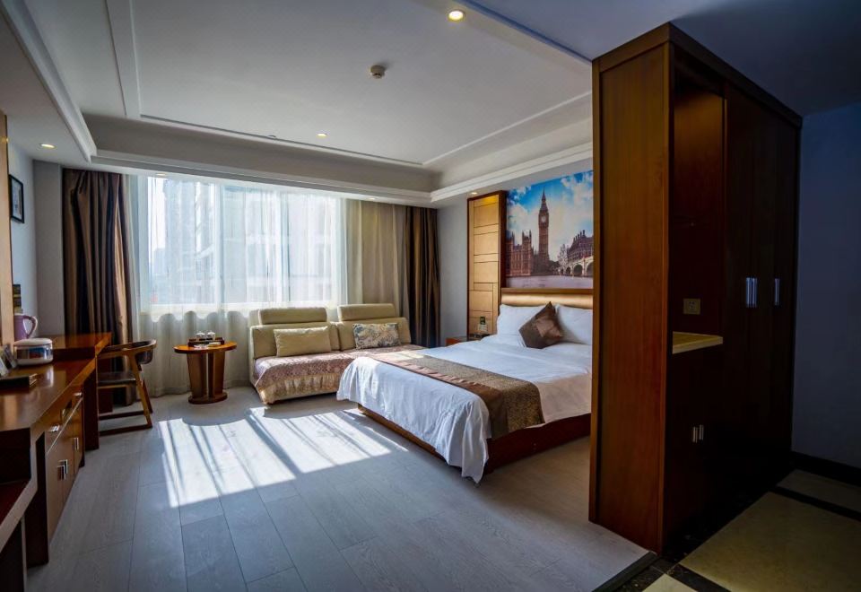 Lv Zhou HotelHotel Overview