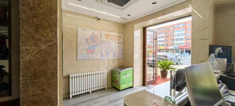 赤峰彤心宾馆(高铁站店)图片