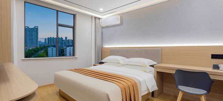 云季云PLUS酒店(襄阳火车站大庆东路店)图片