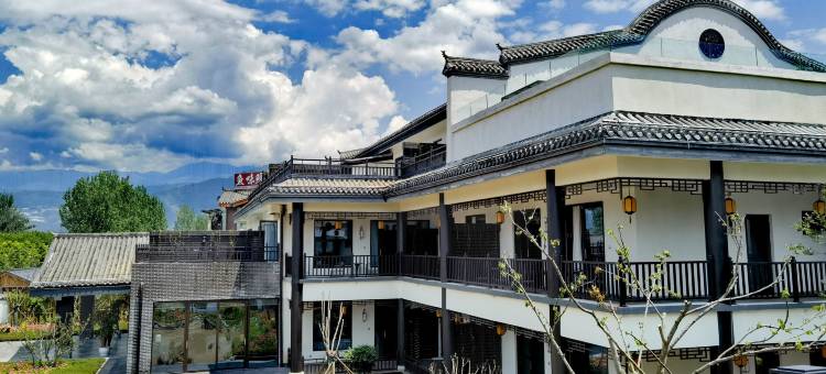 云里·鹿鸣图片