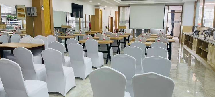 如家华驿精选酒店(沈阳北陵公园店)图片