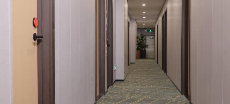 如家旗下华驿精选酒店(大连北站华南广场店)图片