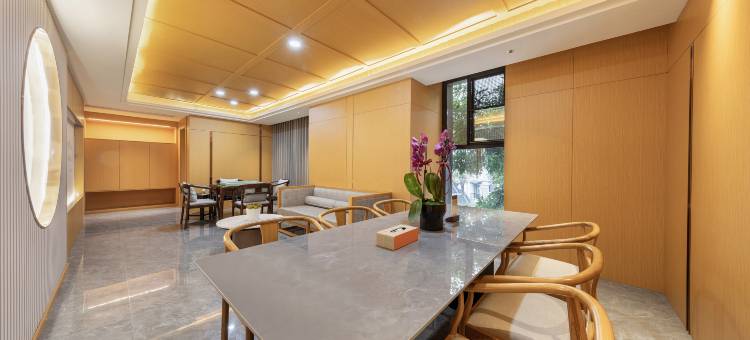 阆中千禧大酒店(中央天街店)图片