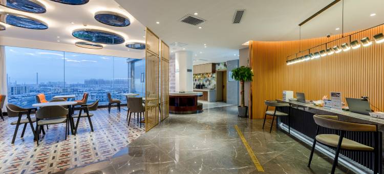 雲泮·光华大酒店(朔州民福东街美都汇购物广场店)图片
