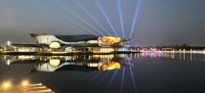 成都殷皇假日酒店(蜀新天街郫筒地铁站店)图片