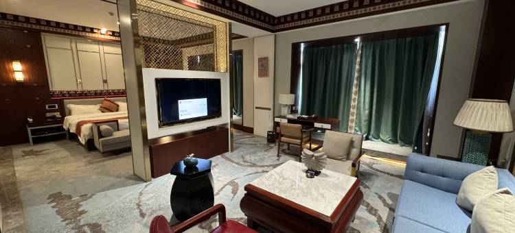 格尔东赞大酒店图片