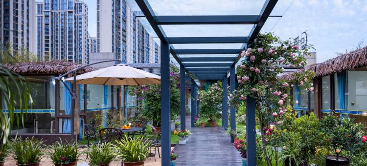 法蓝海岸酒店(崇州高铁站万达店)图片